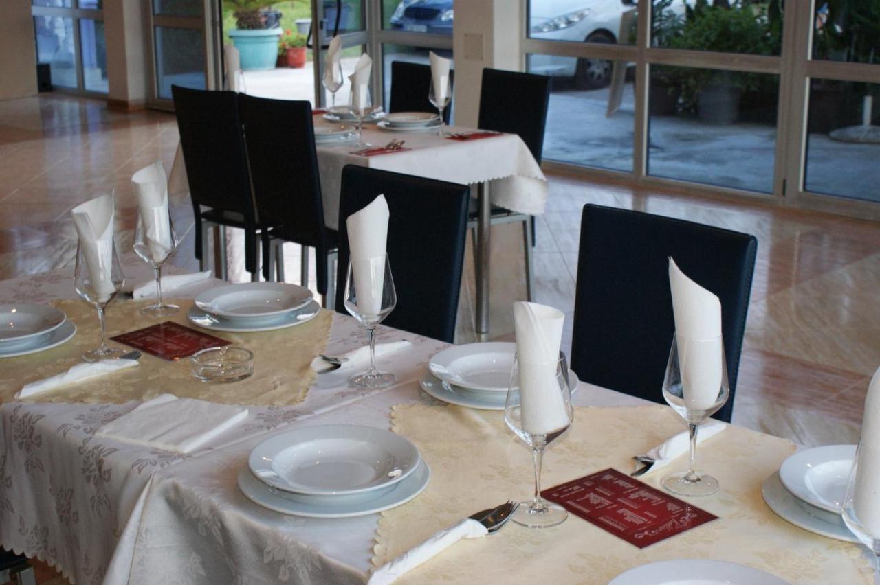 Vila Kollari Lägenhet Ulcinj Exteriör bild